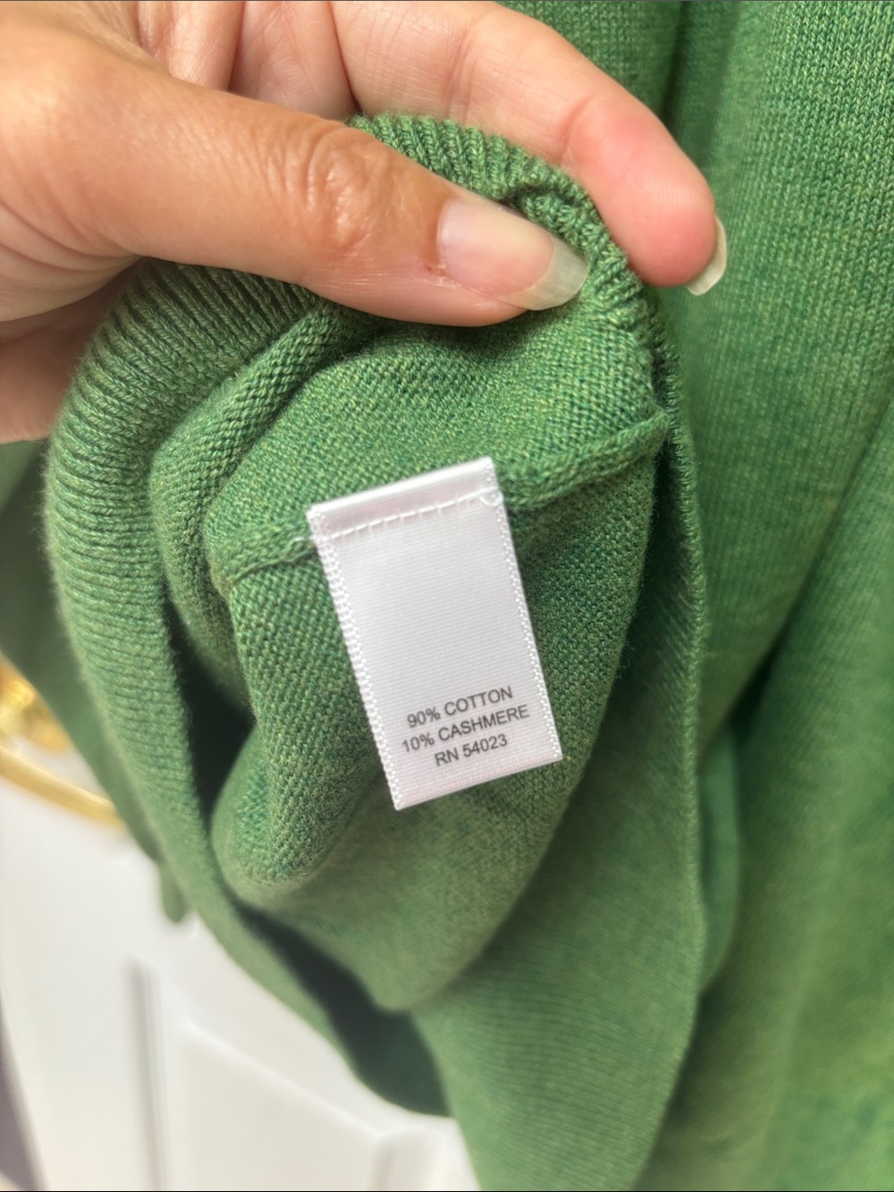 Banana Republic Men’s V-Neck Sweater in Bright Green - Picture 4 of 5